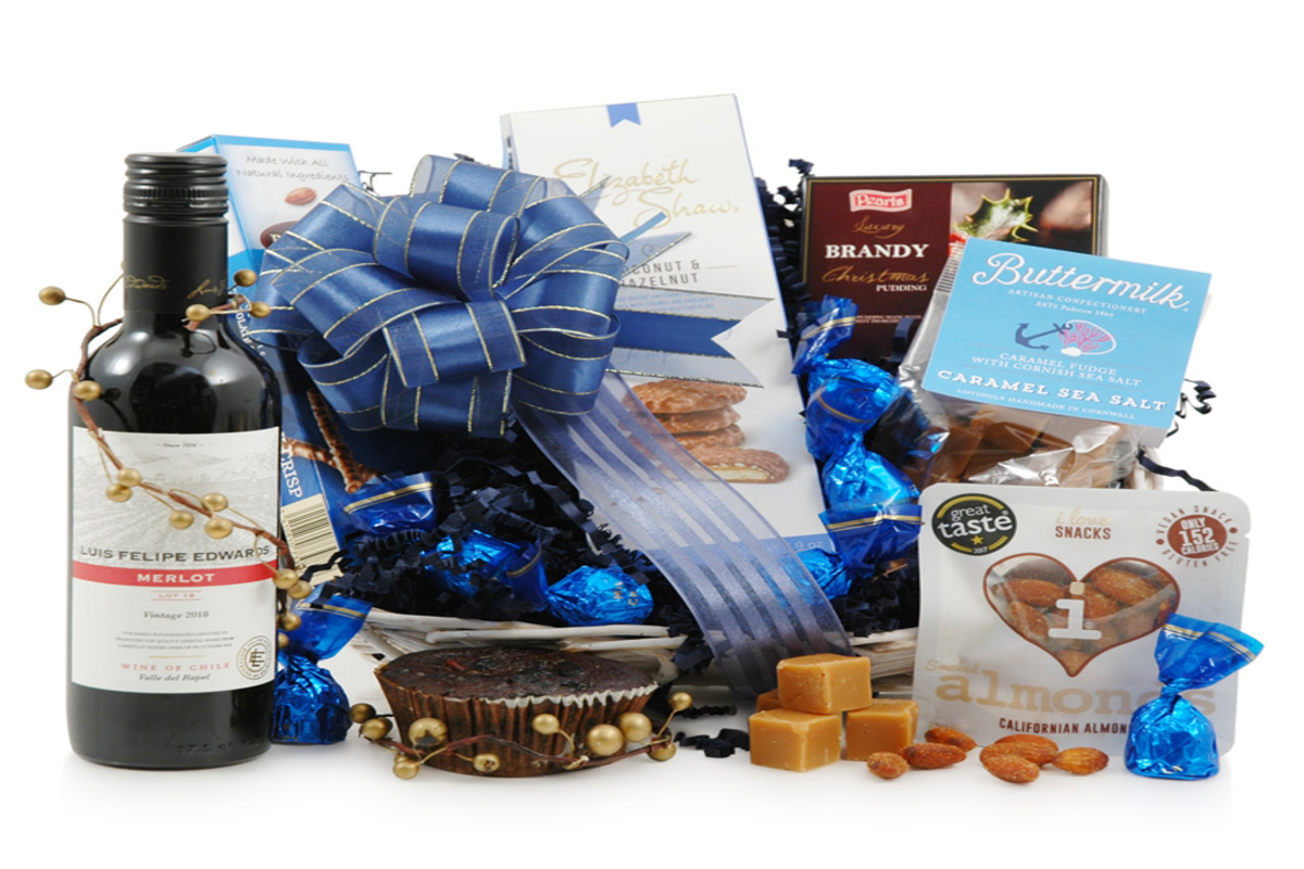 A Few Things About Christmas Hampers